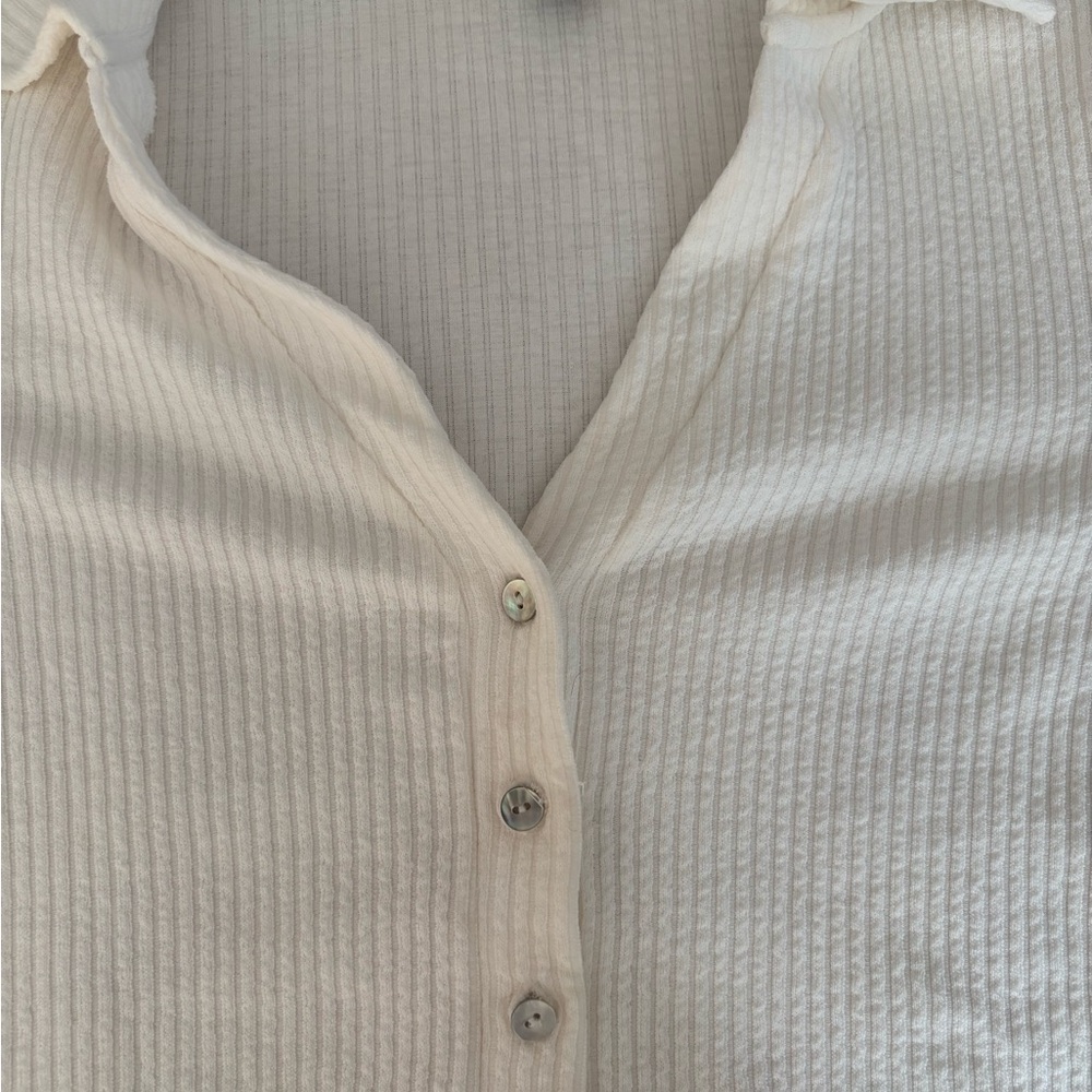 H&M Cream Ribbed Shirt - Picture 2 of 3